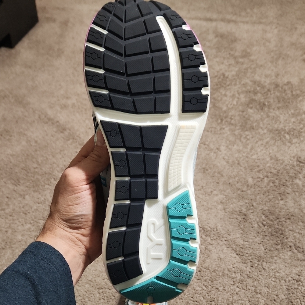 White Athletic Shoes with Orange Laces - Picture 3 of 8